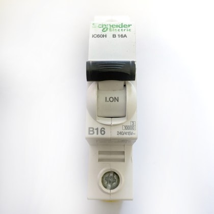 Schneider Electric iC60H B16A B16 16A 16 Amp MCB Circuit Breaker Type B